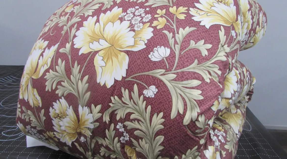 西川のロイヤルスター（ゴアテックス）羽毛ふとんのダブルサイズ