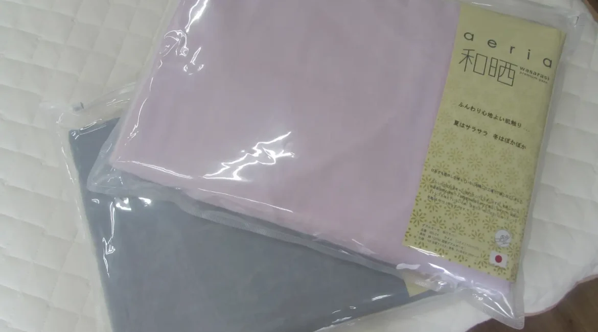 お買い得品の二重ガーゼカバー入荷