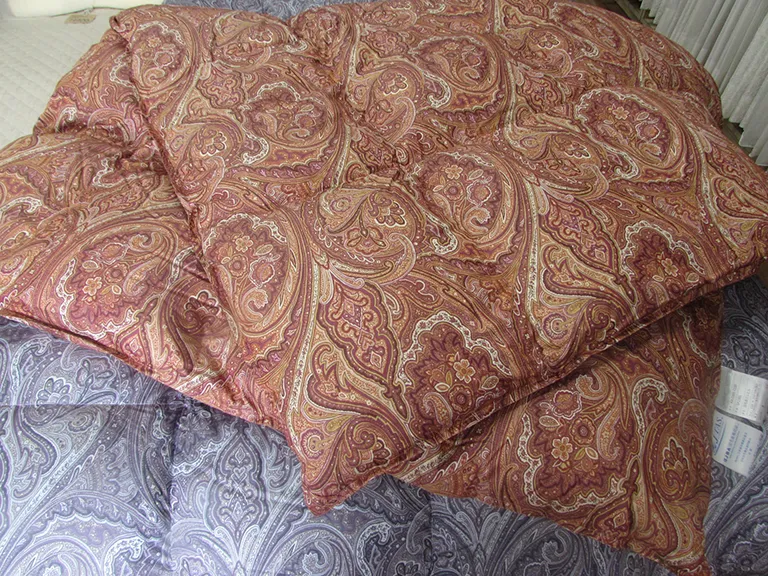 西川・高級羽毛-ウクライナ産