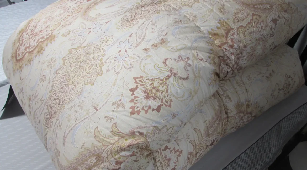 ロイヤルゴールドラベルの羽毛ふとん