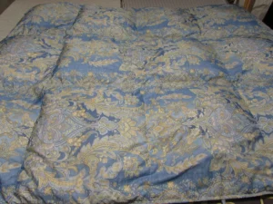 ホワイトダックダウン羽根布団メンテナンス