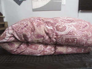 赤系の羽毛布団