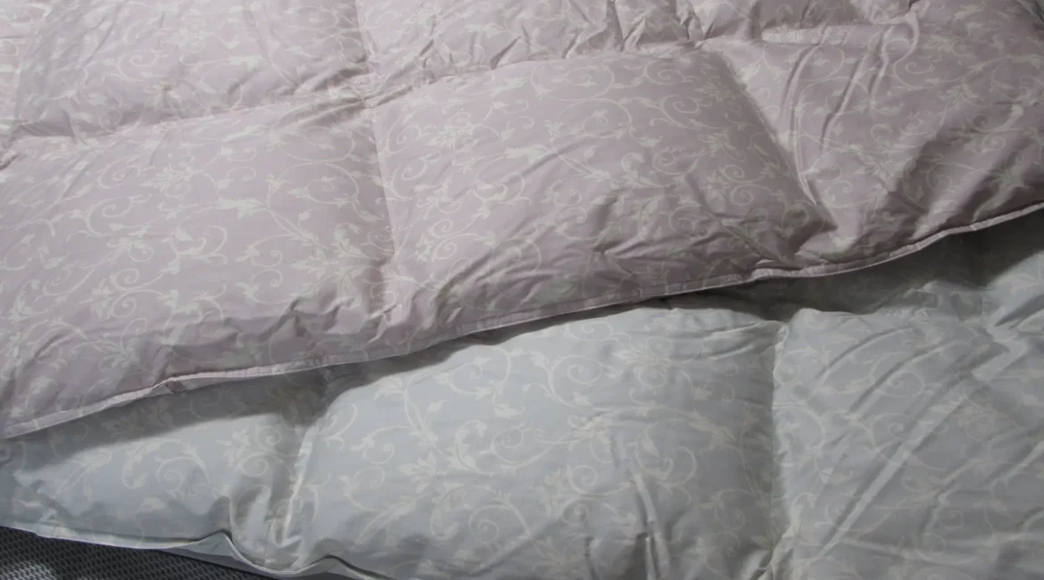 ロイヤルスター羽根布団