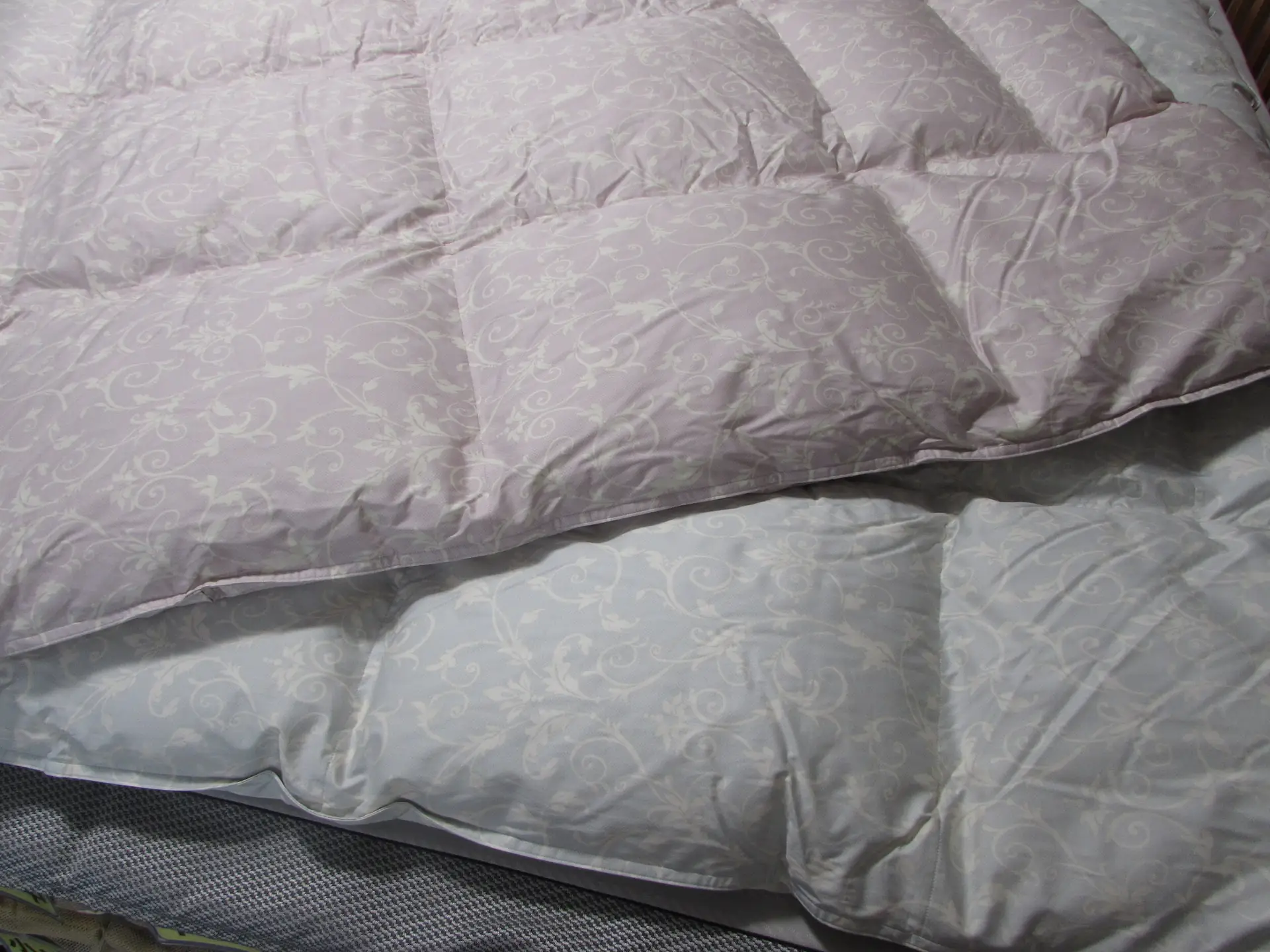 ロイヤルスター羽根布団