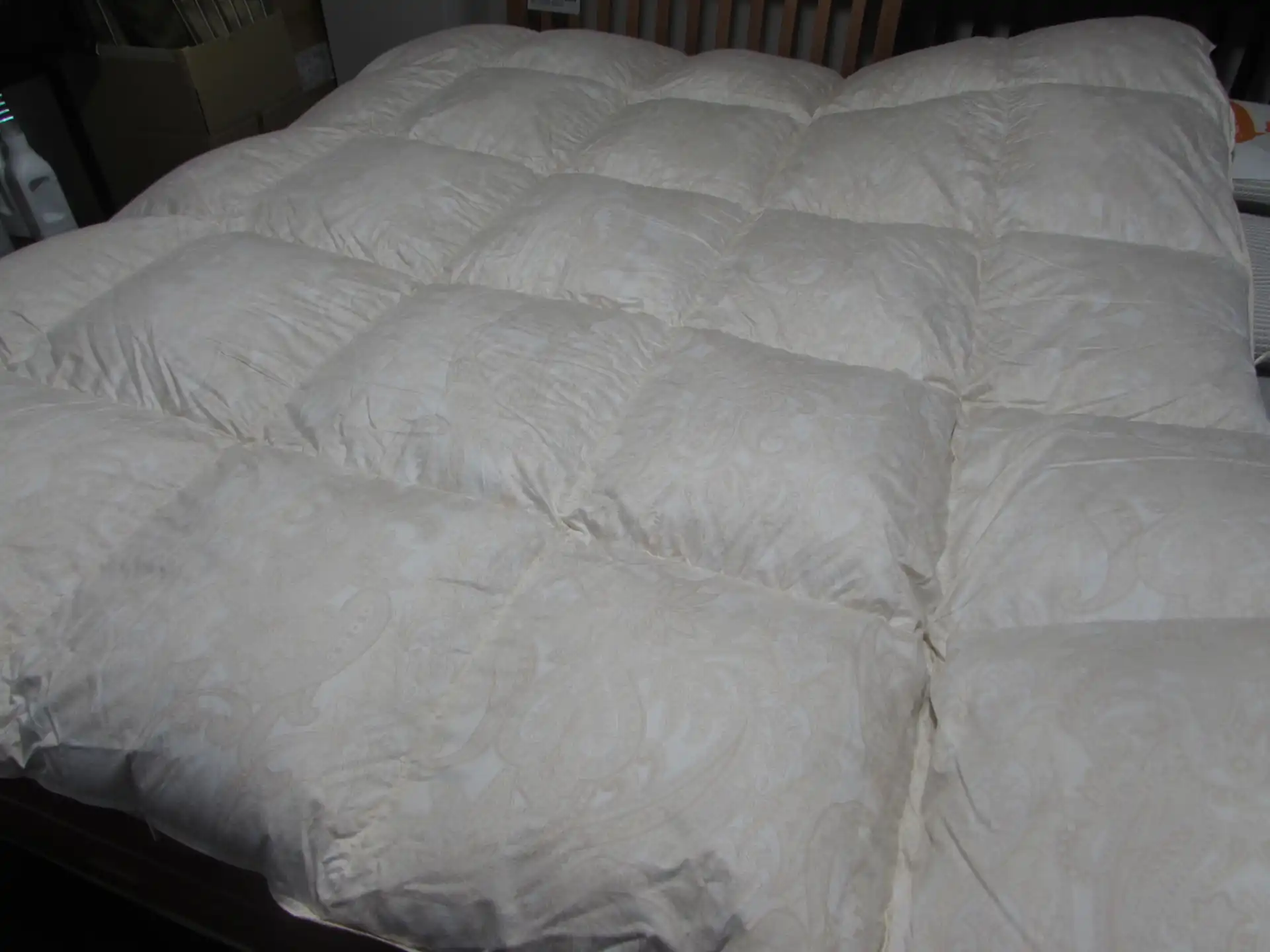 カバー高級リヨセル（ユーカリの樹）