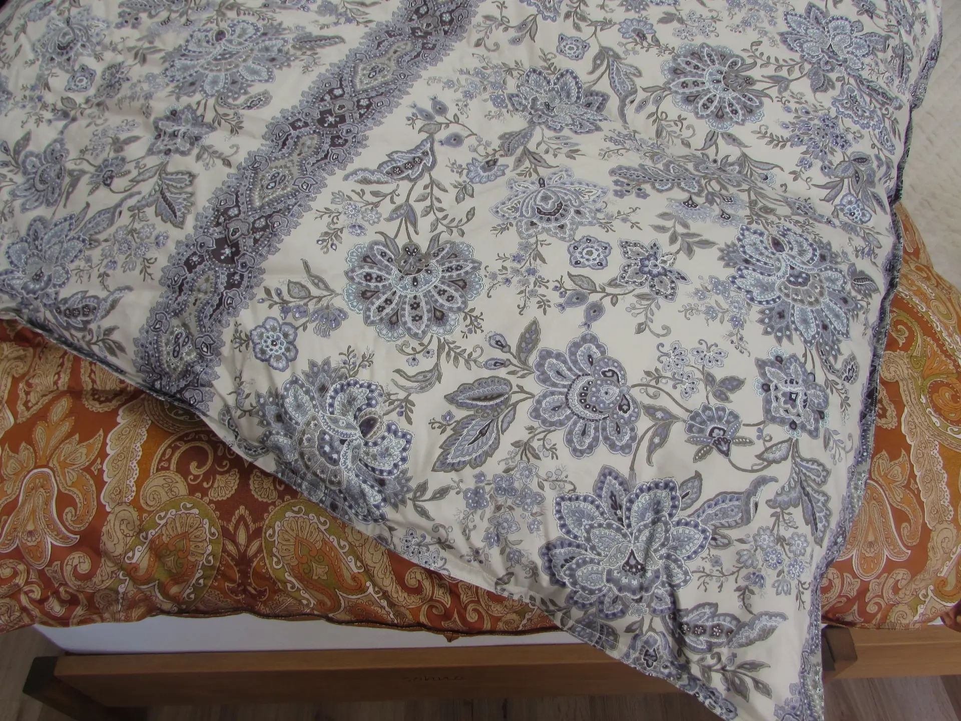 西川グースダウン９０％