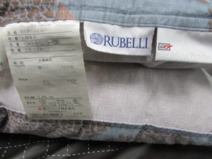 黄ばんだ品質表示タグ