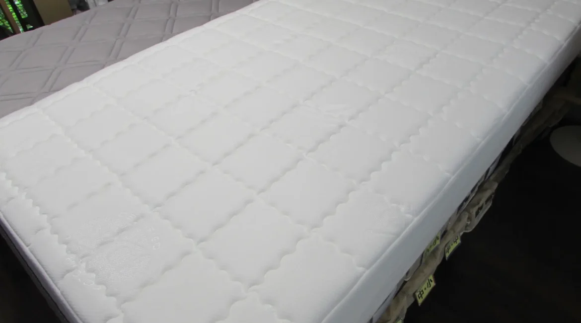 マニフレックスT75