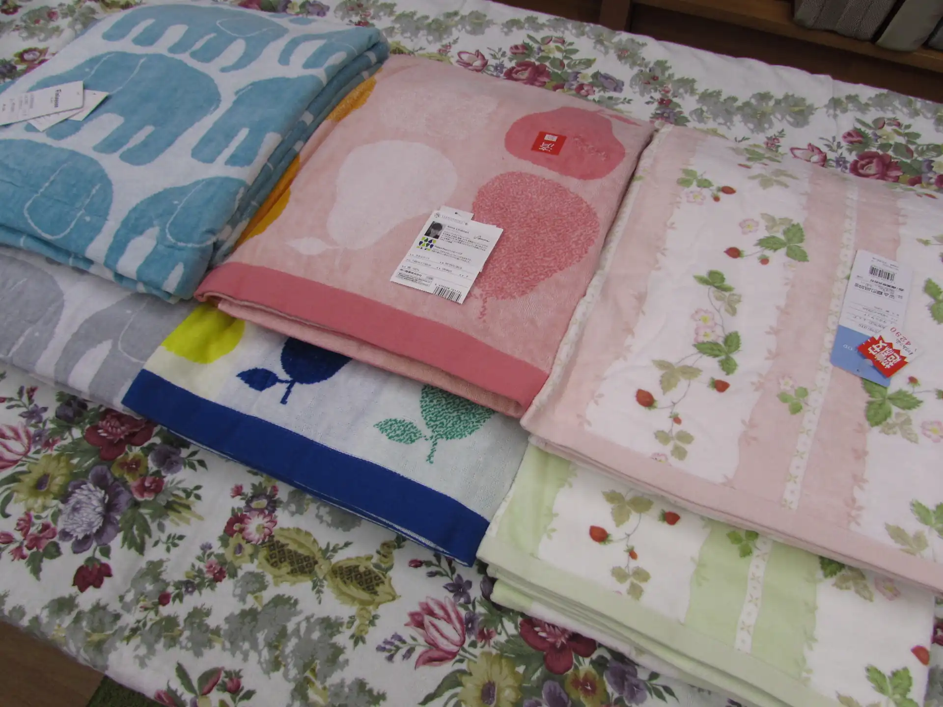 タオルケット、綿毛布、合掛けふとん