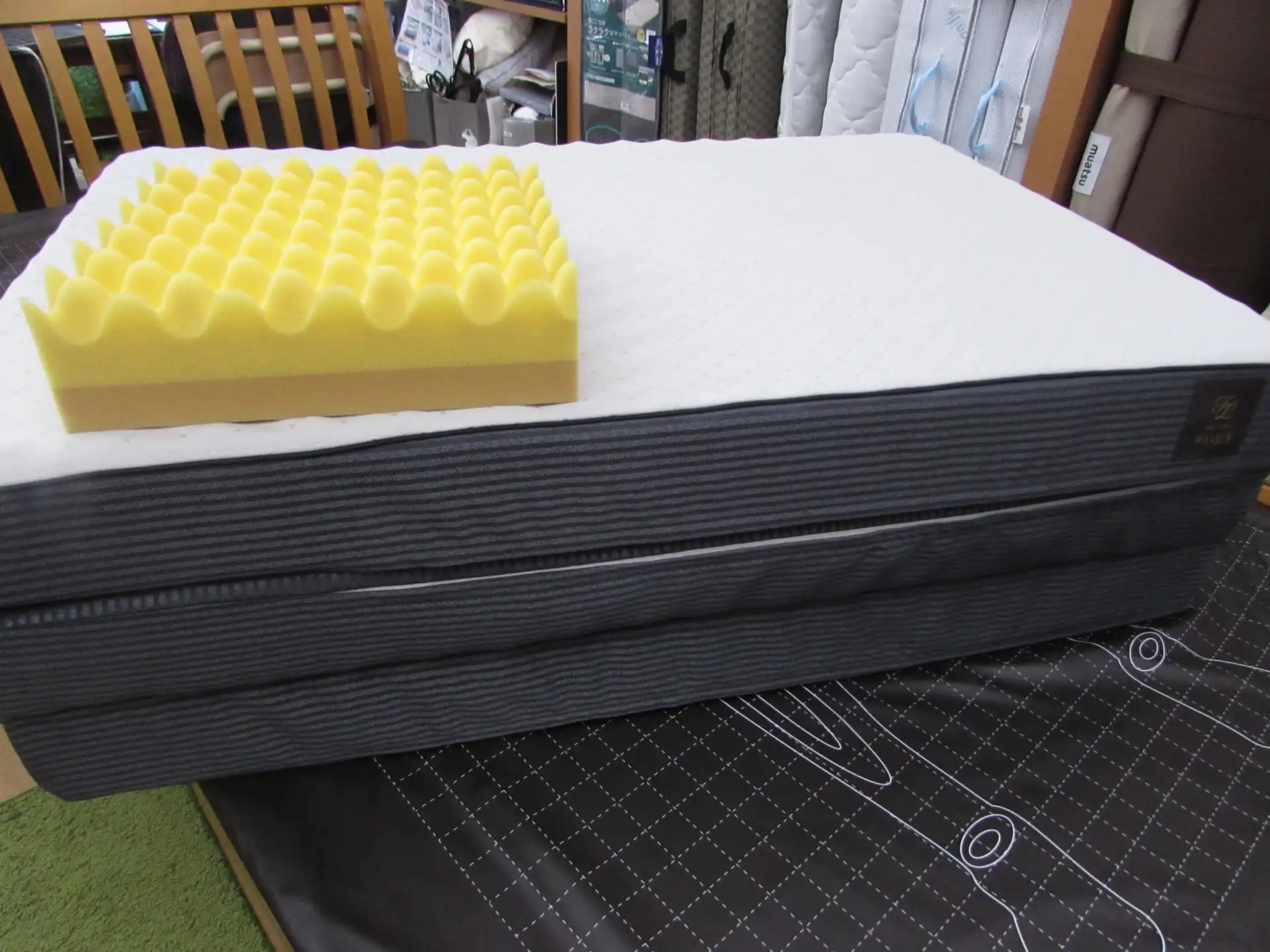 マットレス見本とマットレス