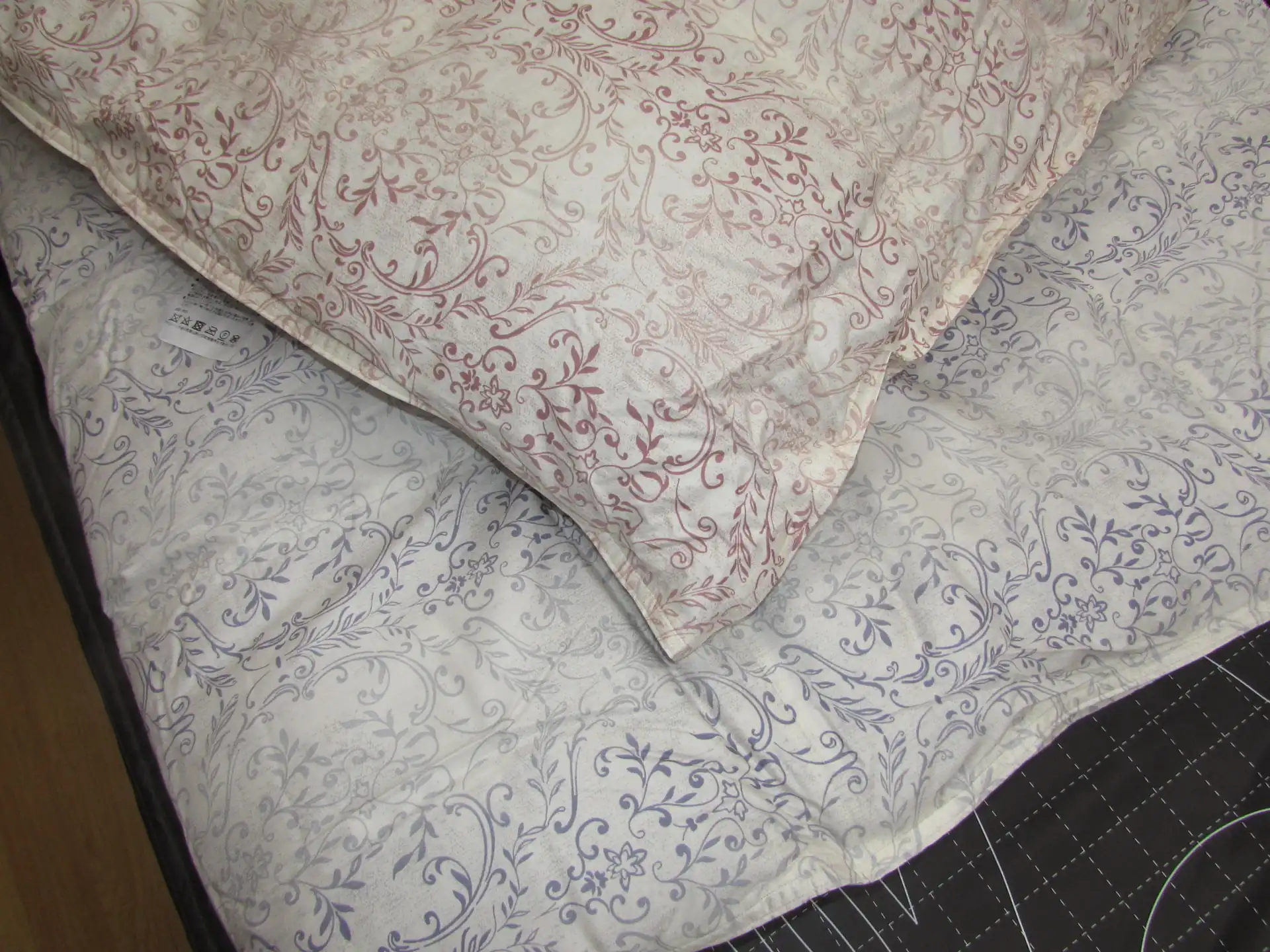 ロイヤルスター羽毛肌掛け(リヨセル生地・マザーグース95%)