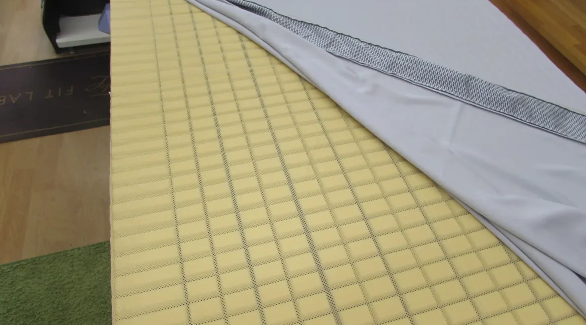 オーダーメイドマットレス-キューブウレタン