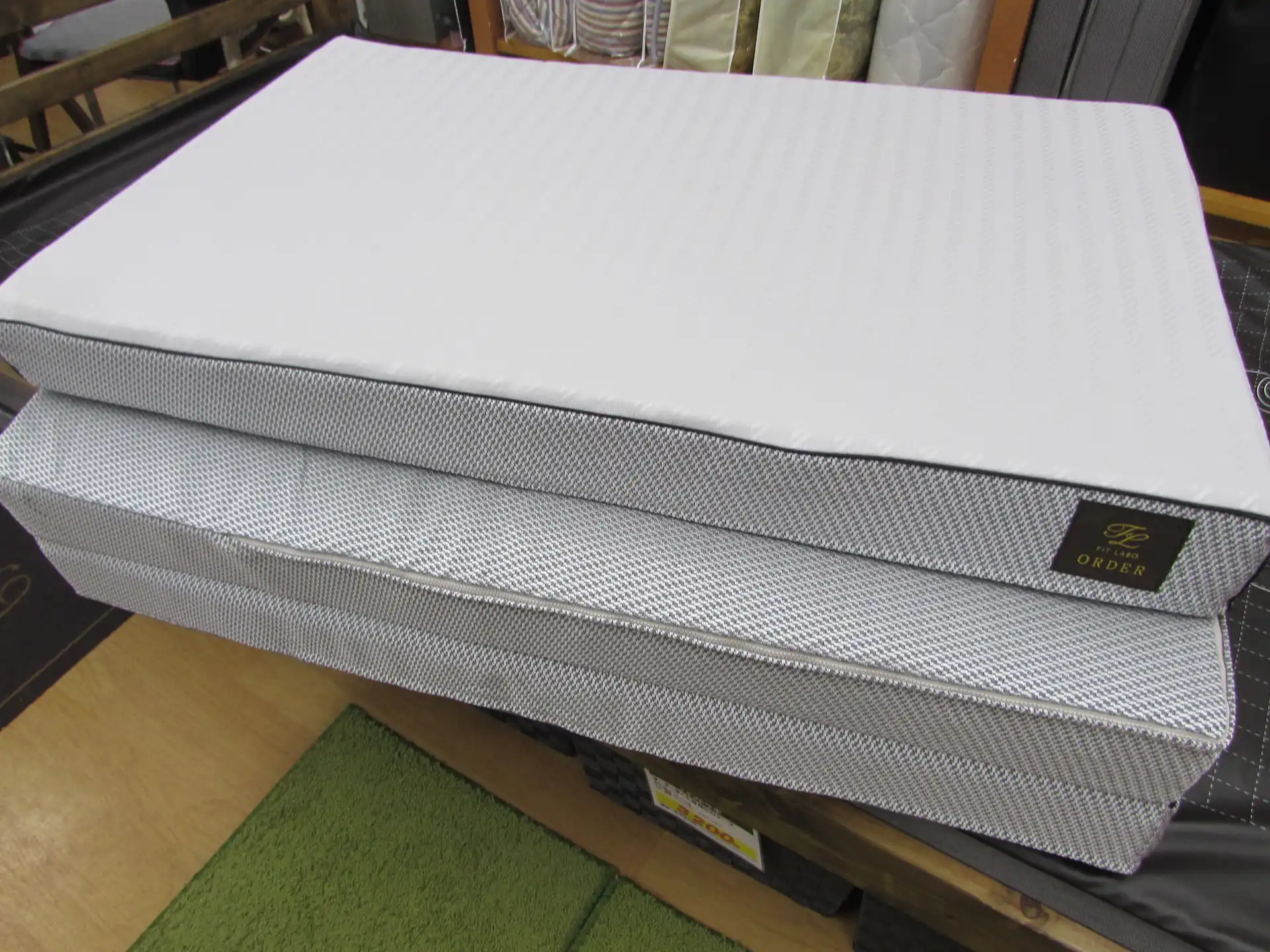 オーダーメイドマットレス納品