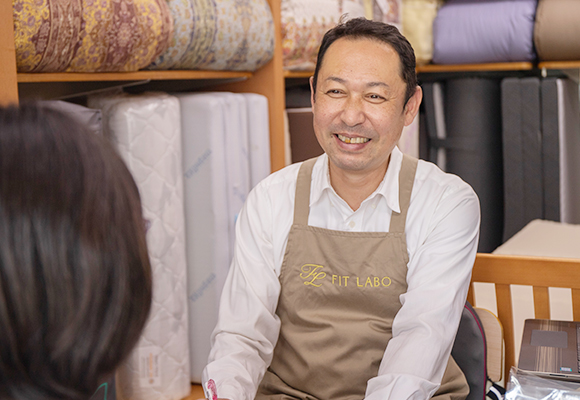 スリープライフみわ店長_三輪誠